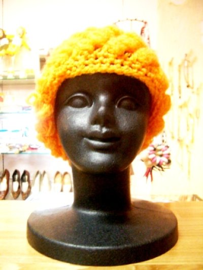 画像1: フランスのボンボン付きフルーティーオレンジニット帽