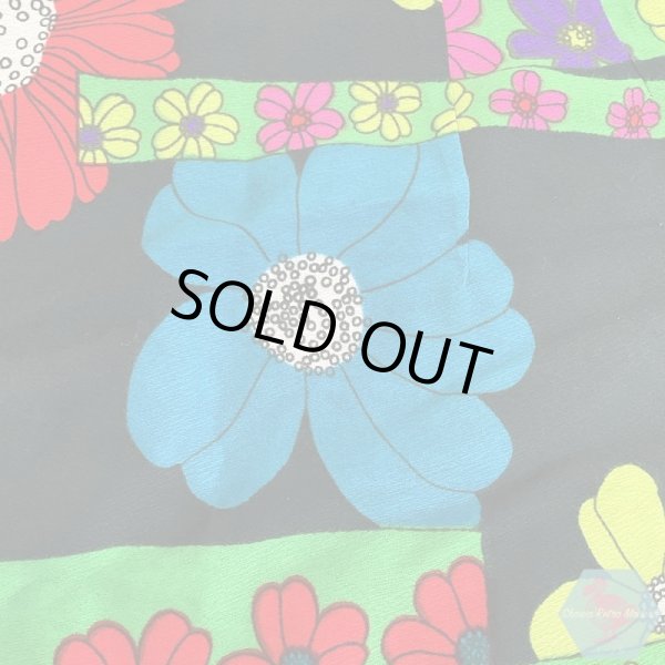 画像7: 黒地に鮮やかなレトロな花柄 ミニスカート 裏地無し L〜XLサイズ (7)