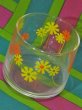 画像2: オレンジ色と黄色の花柄の小振りなグラス 70年代 昭和レトロ 70s retro glass cup (2)