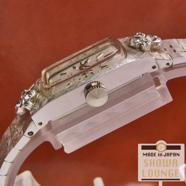 画像3: セイコー ブレスレット レディース ドレスウォッチ 1520-3440 角型 WGPケース 23石 オリジナルブレス装着 手巻き 1970年 SEIKO (3)