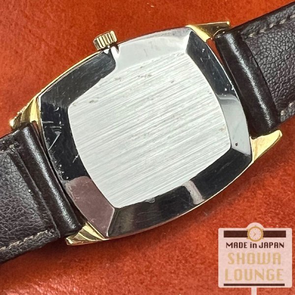 画像7: ティソ スタイリスト Cal.2141 20ミクロン金メッキ トノー型ケース 2針 手巻き 1970年代頃 TISSOT STYLIST (7)