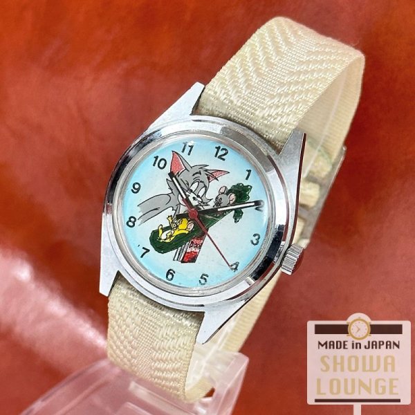 画像2: 希少 レトロ トムとジェリー キャラクターウォッチ 手巻き時計 ボーイズサイズ TOM&JERRY 香港組立品 (2)