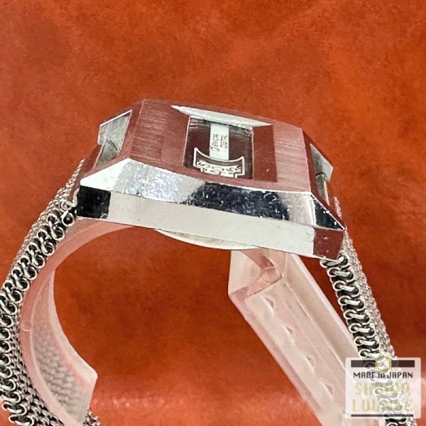 画像4: 希少 エニカ レディースウォッチ ジャンピングアワー アナデジウォッチ 手巻き 1970年代頃 レトロフューチャー ENICAR DIGITAL (4)