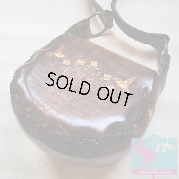 画像2: 本革カービング&ペイント ショルダーバッグ きのこ型押し レトロヒッピー 1960〜70年代 (2)