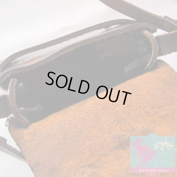 画像4: 本革カービング&ペイント ショルダーバッグ ミニサイズ リンゴと亀の型押し レトロヒッピー 1960〜70年代 (4)