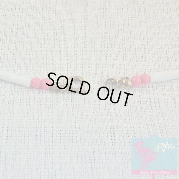 画像6: 【送料無料】レトロ ヴィンテージ プラスチックネックレス ピンク×ホワイト イギリス 英国製 (6)