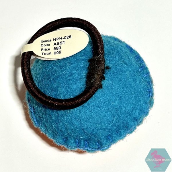 画像2: エスニックなモコモコなフェルトボールのゴム オレンジ ピースマーク ヘアゴム ヘアアクセサリー アジア雑貨 (2)