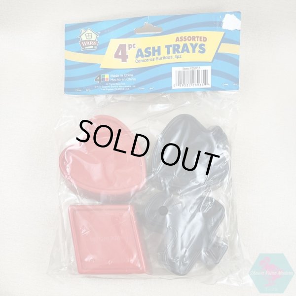 画像2: 【新品】トランプ 灰皿 スペード ハート ダイヤ クローバー 4PC タバコ アシュトレイ プラスチック製 (2)