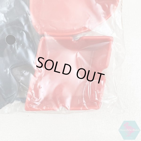 画像4: 【新品】トランプ 灰皿 スペード ハート ダイヤ クローバー 4PC タバコ アシュトレイ プラスチック製 (4)