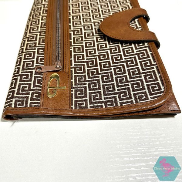 画像10: 渦巻き状の幾何学模様 クラッチバッグ シックでレトロモダン柄 1970年代 (10)