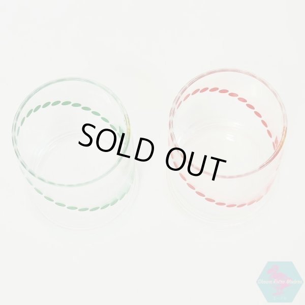 画像5: リボンシトロン ゆらゆらくるくる回るグラス 赤と緑の2個ペアセット 1970年代 販促品 非売品 昭和レトロ リボンちゃん retro glass cup green&red (5)