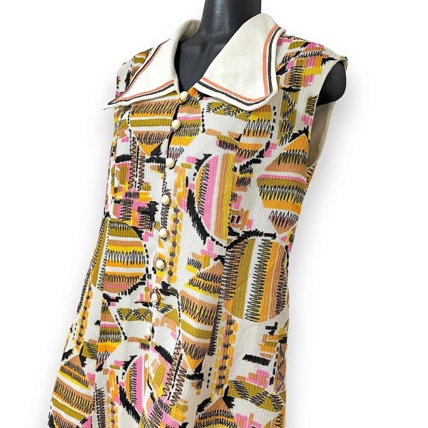 画像3: ヨーロッパ古着 フランス製 60〜70年代 ヴィンテージワンピース ノースリーブ Mサイズ相当 (3)