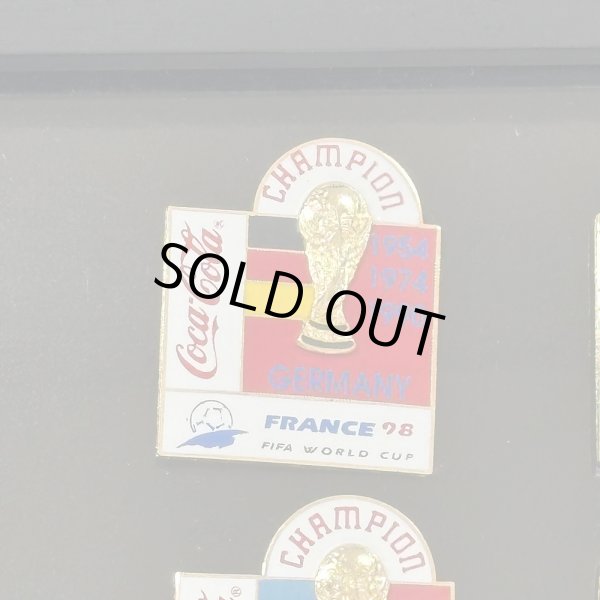 画像4: 1998年 FIFA フランスワールドカップ コカ・コーラ ピンバッジ全6種セット FIFA WORLD CUP’98 Coca Cola COLLECTOR PIN SET SPECIAL EDITION (4)